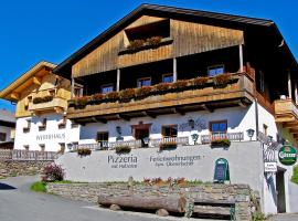 Weberstube Weberhaus Zollhaus Zollstöckl, hotel cerca de Golzentipp, Obertilliach