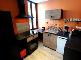 Appartement Charlannes, hotell i La Bourboule