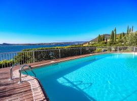 La Villa Fasano, apartament cu servicii hoteliere din Gardone Riviera