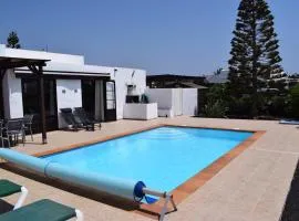 Villa Imogen with NEW HEATED SWIMMING POOL