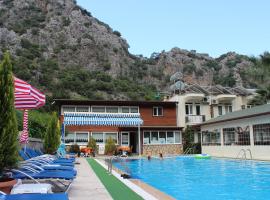 Canada Hotel & Bungalows, Hotel in Çıralı