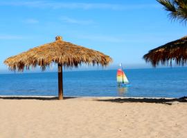 #36 Bungalow Seaside Hotel & Victors RV Park: San Felipe'de bir otel