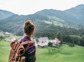 Ferienwohnungen Orth, hotell med parkeringsplass i Lassing