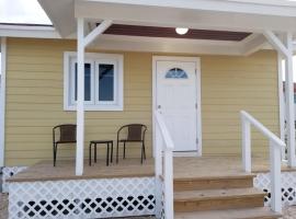 SANDY BOTTOM COTTAGES, hotel v destinaci Mount Thompson