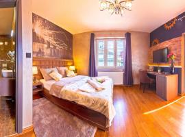 Seven Stories Rooms, 4th Floor, no elevator, hotel in Zagreb