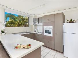 Headland Tropicana Resort, serviced apartment in Alexandra Headland