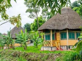 Queen Elizabeth PVT Lodge: Kichwamba şehrinde bir orman evi