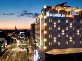 Golden Business Hotel, hotel v destinaci Čindžu