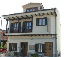 Apartamentos Los Hebiles, pet-friendly hotel in Jerte
