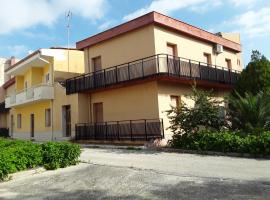 Elimo Affittacamere - Casa Vacanze di Scardino Leonardo, hotel with parking in Poggioreale