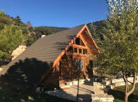 Chalet in the Forest, hotel near Lake Tsivlou, Kalavrita