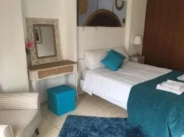Marina Apartments 211