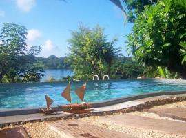 Seachange Lodge, hotel med pool i Port Vila