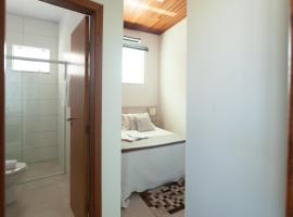 The Bridge Hostel Florianópolis, отель во Флорианополисе