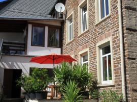 Ferienweingut SerwaziWein, hotel v destinaci Mesenich