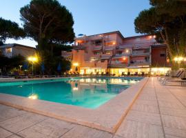 Versilia Palace Hotel โรงแรมในมารินา ดิ เปียตราซันตา