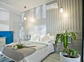 Hostal Main Street Madrid, hotel romantico a Madrid