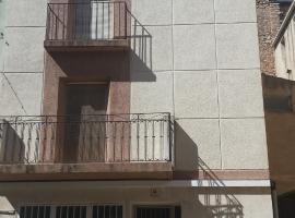 Can Marti, παραθεριστική κατοικία σε Alfara de Carles