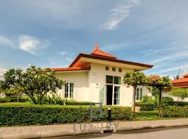 2 Bedroom villa at Belvida Estates BR99, location de vacances à Hua Hin