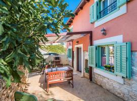 Casa Gianni Valbandon - Pets friendly, Hotel mit Parkplatz in Fondole