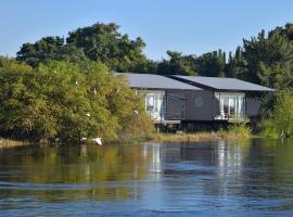 Zambezi Mubala Lodge、カティマ・ムリロのシャレー
