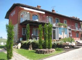 Red Wine Camere, country house in La Morra