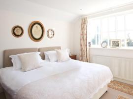 Hedingham Old Pottery, B&B in Castle Hedingham