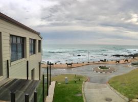 Coo-ee 9, hotell i Herolds Bay