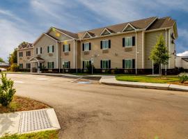 Mt. Rose Hotel, hotel cerca de Airborne Museum, Fayetteville