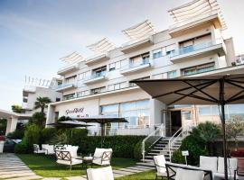 Grand Hotel Passetto, cheap hotel in Ancona