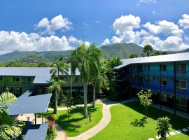 Cairns Student Lodge - ALL meals included, hotel near Skyway Rainforest Cableway, Smithfield