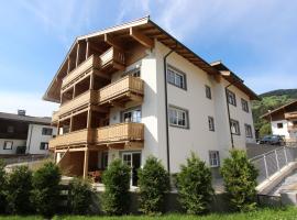 Apartment near the ski slope in Brixen, hotel v destinaci Feuring
