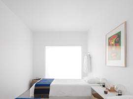 LUXURY ALVOR PENTHOUSE, hotel in Alvor
