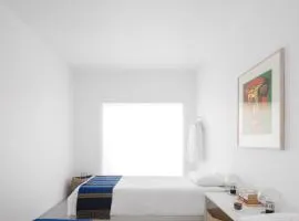 LUXURY ALVOR PENTHOUSE