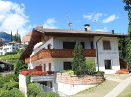 Apartments Bachmair, serviced apartment in Schenna
