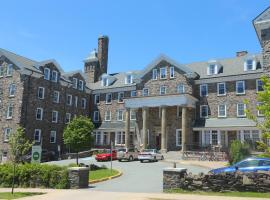 Dalhousie University, hostel v destinaci Halifax