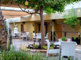 C Hotel Neve Ilan, hotel per famiglie a Neve Ilan