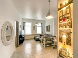 Vilnius apartment with stained glass