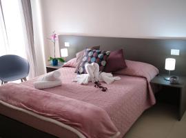 Hoa Suites, cheap hotel in Aversa