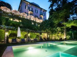 Relais Villa Vittoria – hotel w mieście Laglio