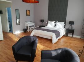 Le Domaine Du Haut Preau, homestay in Saint-Palais-de-Négrignac