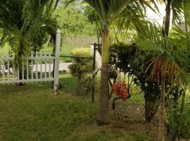 Cynson Villa Holiday Accommodations, bed and breakfast en Christ Church