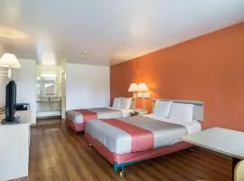 Motel 6-Vancouver, WA