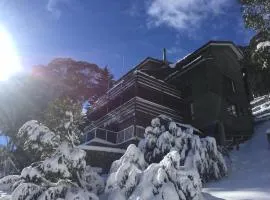 Winterhaus Lodge Thredbo Village