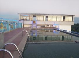 Hotel Diamond Skylark, hotel v destinaci Diamond Harbour