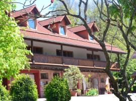 Ferienwohnungen Hof Heiderich, hotel din Beerfelden