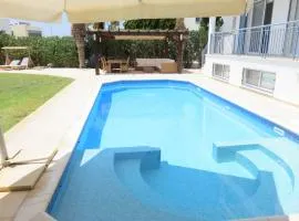 Villa Victoria