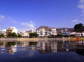 Voramar on Pinewalk, hotel v destinaci Port de Pollença