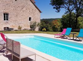 La Tour Charlemagne, holiday rental in Château-Chalon