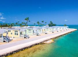 Fiesta Key RV Resort Waterfront Cottage 33, khách sạn ở Layton